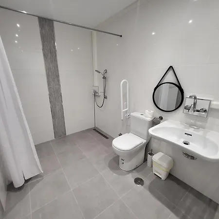 El Mirador 6 Bedrooms Villa *