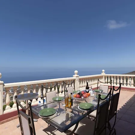 别墅 El Mirador 6 Bedrooms *