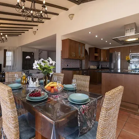 Villa El Mirador 6 Bedrooms Costa Adeje (Tenerife)