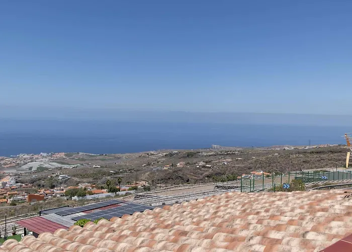 El Mirador 6 Bedrooms * Адехе