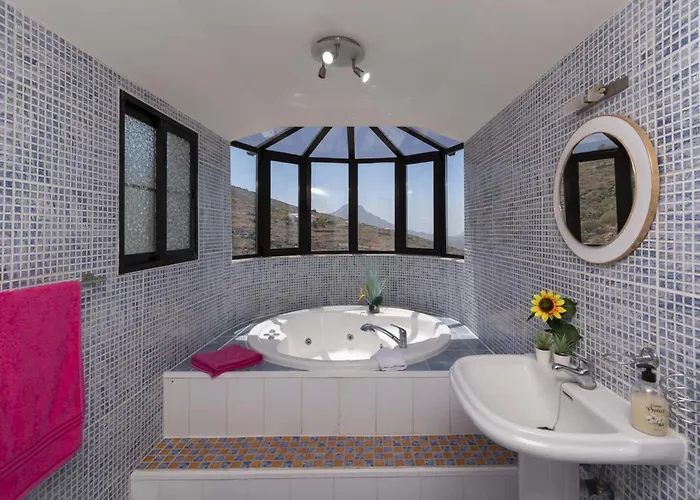 Вілла El Mirador 6 Bedrooms