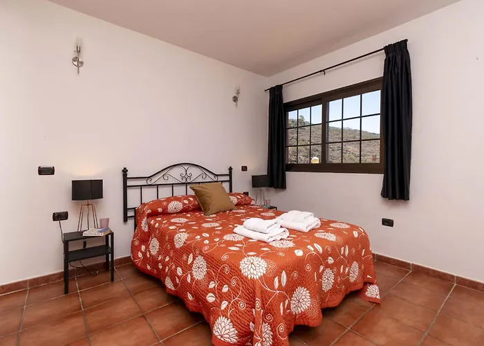 El Mirador 6 Bedrooms Вілла