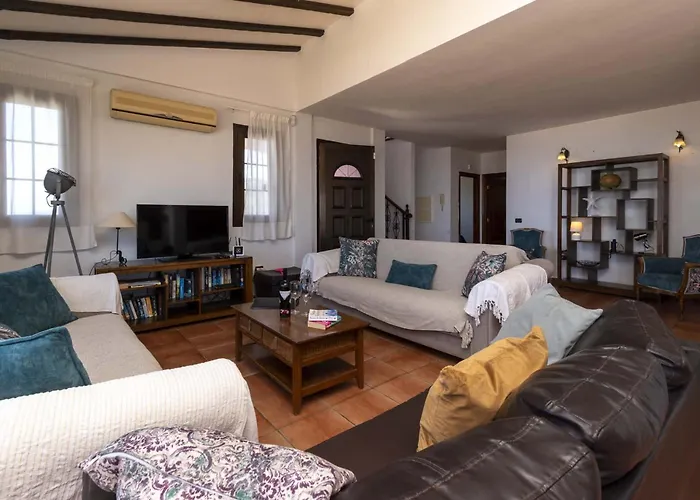 El Mirador 6 Bedrooms Адехе