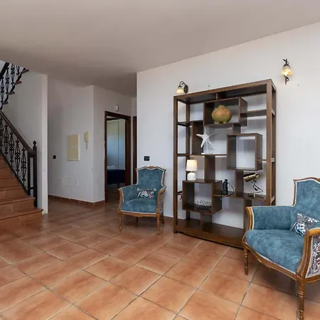 El Mirador 6 Bedrooms Vila